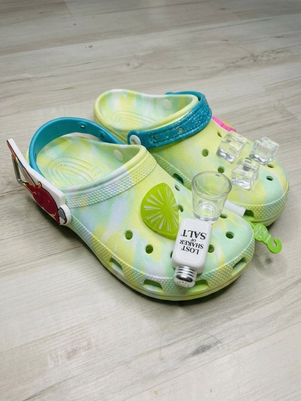 Margaritaville x CROCS
